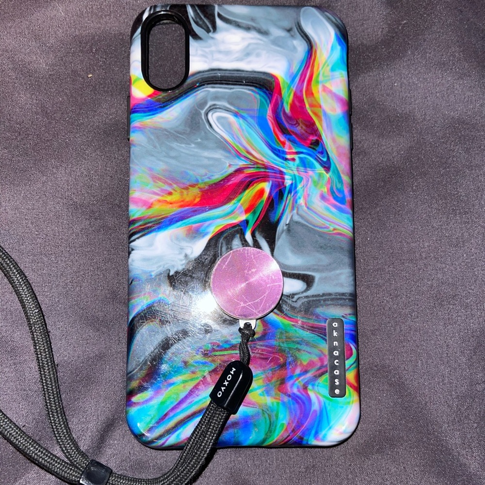 iPhone XS Max aknacase with wrist strap